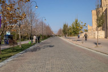 Bir mozolenin güzel mavi kubbesi