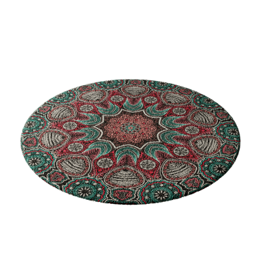 Çiçek ve yaprak desenli renkli bir halı. Halı yuvarlaktır ve yeşil ve kırmızı desenlidir.