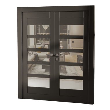 Ortasında cam panel olan siyah bir kapı. Kapı ahşaptan yapılmış ve gümüş bir sapı var. Cam panel temiz ve ışığın geçmesine izin veriyor. Kapı kanepesi olan bir odada.