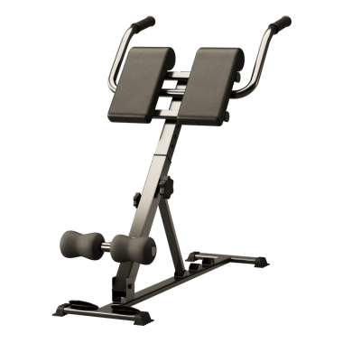 Altında iki siyah beyaz lastik top olan siyah ve gümüş renkli bir egzersiz makinesi. Makine spor salonunda ya da spor salonunda kullanılmak üzere tasarlandı. Lastik toplar destek sağlıyor.