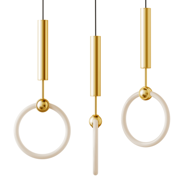 Tavandan sarkan üç altın ve beyaz lamba. Lambaların hepsi farklı boyutlarda. En büyüğü ortada.