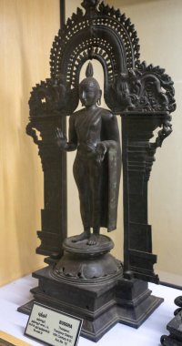 Chennai, Tamil Nadu, Hindistan - 02.07.2025: Üzerinde 