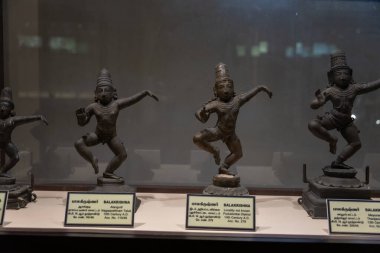Chennai, Tamil Nadu, Hindistan - 02.07.2025: Hindu tanrılarının ve tanrıçaların heykellerinin sergilenmesi. Heykellerden birinin adı Balarama. Chennai 'de.