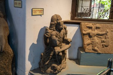 Chennai, Tamil Nadu, Hindistan - 02.07.2025: Yanı başında 