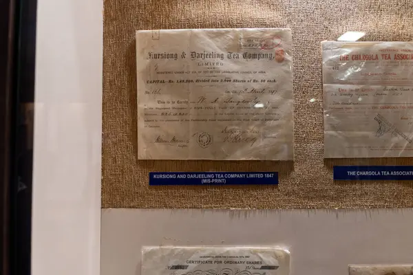 Chennai, Tamil Nadu, Hindistan - 02.07.2025: Üzerinde 