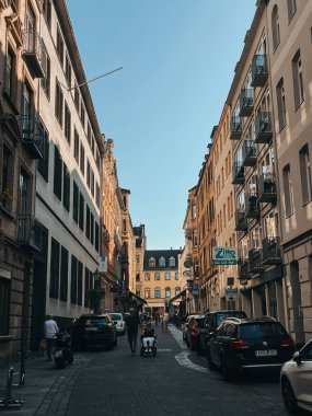 Bremen, Osnabrck, Mnster ve Koblenz gibi büyüleyici Alman şehirlerini keşfedin. Bremen, Osnabrck, Mnster ve Koblenz 'in fotoğraflarıyla Almanya' nın şehir manzarasının çeşitliliğini keşfedin..