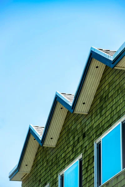 Zig Zag Roof Blue White Paint Accent Brown Slatted Wood — Stock Photo, Image