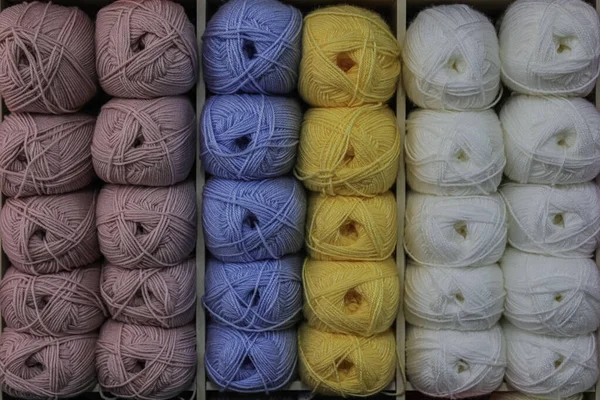 Красочная Пряжа Вязания — стоковое фото