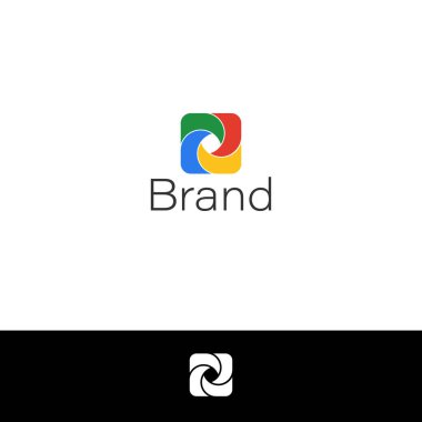 Dalgalı Kamera O Kamerası İki farklı renkte kare monogramı,