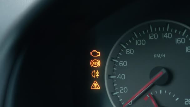 Ελέγξτε Φως Μηχανών Που Αναβοσβήνει Στο Ταμπλό Του Αυτοκινήτου Μετά — Αρχείο Βίντεο
