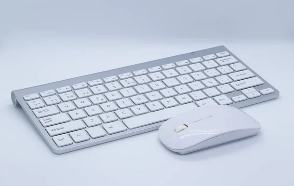 Hvitt Tastatur Mus Med Hvit Bakgrunn – stockfoto