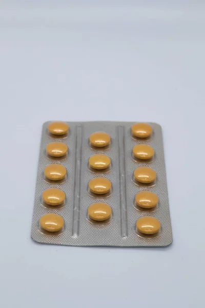 Pilules Médicinales Couleur Orange Dans Une Feuille Emballage Plastique — Photo