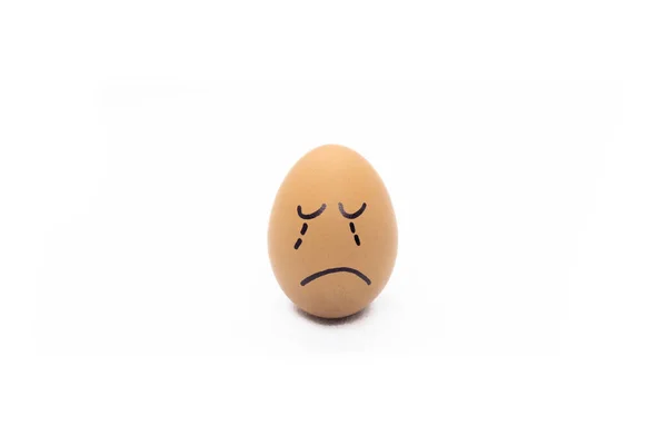 白い背景に泣いている卵 — ストック写真