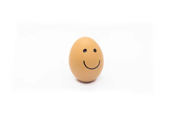 Яйцо Улыбкой Белом Фоне — стоковое фото
