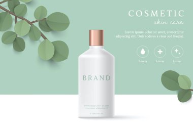 Kozmetik ürünleri ve cilt bakım ürünleri yeşil arka planda yapraklı şablonlar.