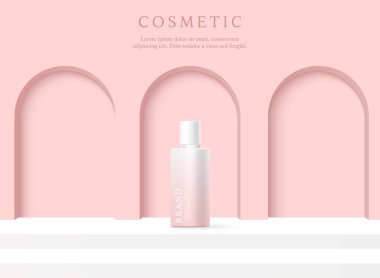 Kozmetik ürünleri ve cilt bakımı reklamları pembe arka planda kemerli şekil duvarlı.