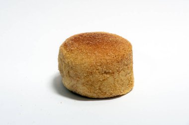 Pandesal ya da pan de sal, genellikle kahvaltıda ya da öğleden sonra atıştırması yapılan geleneksel bir Filipinli ekmeğidir.. 