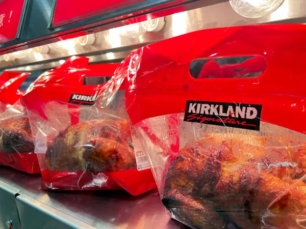 Costco Rotisserie tavuğu Japonya 'da yeni bir plastik poşette