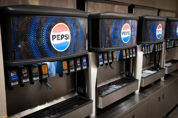 Pepsi ürünlerinin Costco doldurulabilir çeşme içecekleri