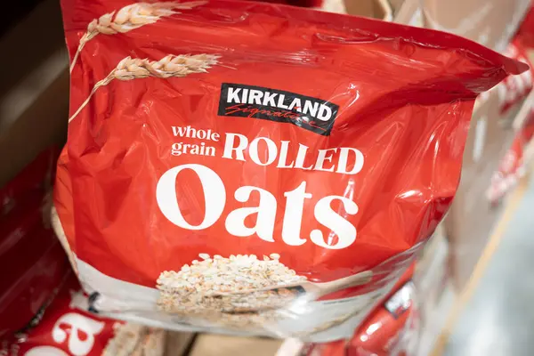 Kirkland Costco 'da tam tahıllı yulaf ezmesi
