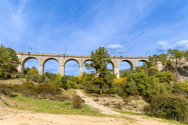 Ponte Ferroviária Que Atravessa Rio Cofio Serra Guadarrama Madrid — Fotografia de Stock