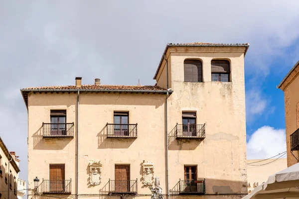 Vista Sugli Edifici Storici Nelle Strade Segovia Con Turisti Che — Foto Stock