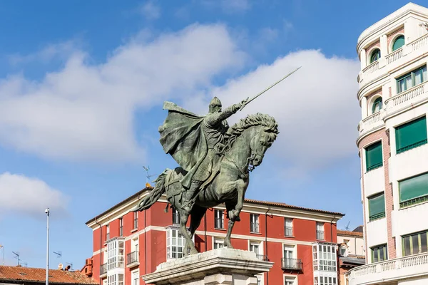 中世の英雄エル カンペアドールに捧げ像 スペインのブルゴス市 — ストック写真