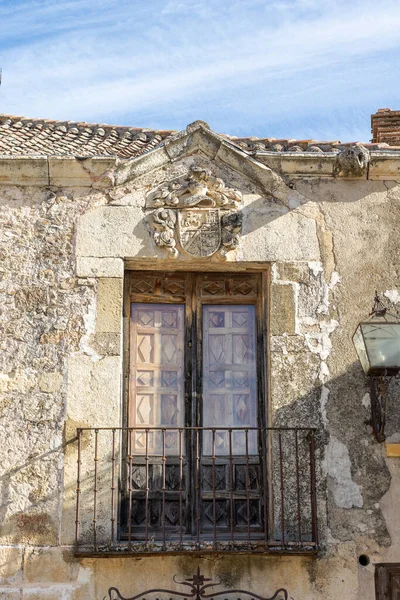 スペイン セゴビア州ペドラサ市の歴史的建造物の詳細 — ストック写真