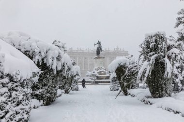 Square of East in madrid theater covered by snow from the storm philomena