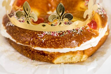 Corona de la Almudena, a typical dessert of Madrid on the 9th of November, which celebrates the Virgin of Almudena