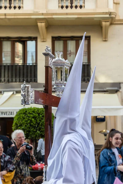 Nazarenos Encapuchados Procesión Granada Andalucía España Durante Semana Santa Semana — Foto de Stock