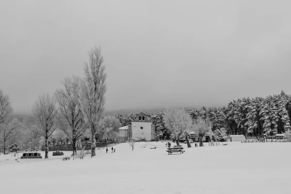 Omgivningar Hermitage Hontanares Riaza Segovia Med Marken Täckt Snö — Stockfoto