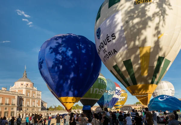 Heißluftballon Ausstellung Den Gärten Des Palacio Aranjuez Madrid — Stockfoto