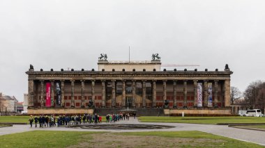 Berlin'deki ünlü Brandenburg Kapısı. Almanya