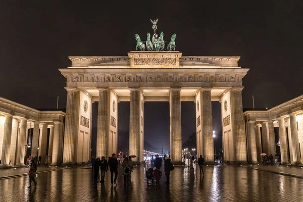 著名的勃兰登堡门在柏林 — 图库照片