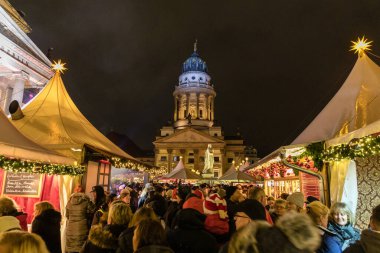 Noel pazarı, Berlin, Almanya Federal Cumhuriyeti