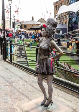 Londra 'nın çatılarını Katedral' in gözlem güvertesinden görmek