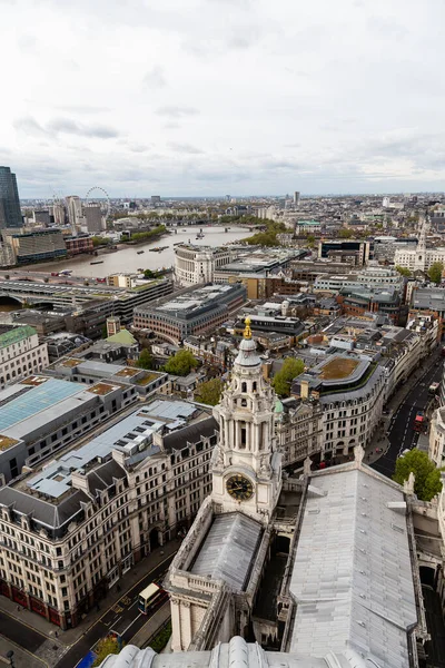 Вид Крыши Лондона Навязчивой Палубы Католической Церкви — стоковое фото