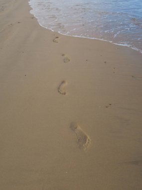 La Barrosa plajı, sular çekildiğinde, Sancti Petri, Chiclana de la Frontera, Cadiz, İspanya