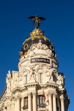 Metropolis Binası Madrid 'de bir ofis binasıdır.