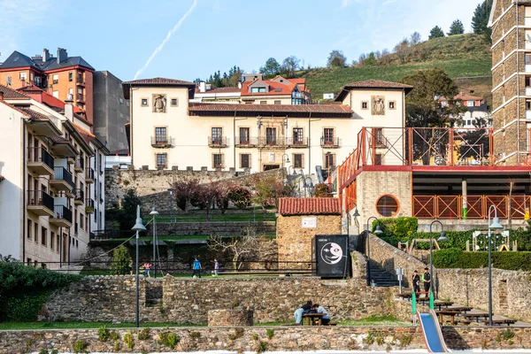 Edificios Casas Típicas Localidad Cangas Del Narcea Valle Leitariegos Asturias — Foto de Stock