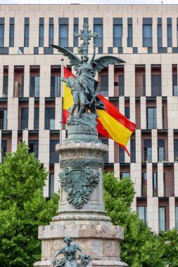 Zaragoza, İspanya - 01 Mayıs 2023: İspanya 'nın tarihi merkezi Zaragoza' nın eski binaları