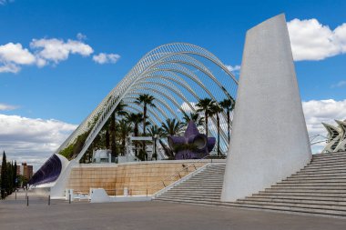 Valencia, İspanya 'daki Sanat ve Bilim Binaları' nın panoramik manzarası