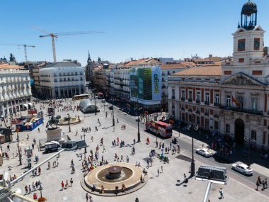 Madrid 'deki Puerta del Sol' un havadan görünüşü