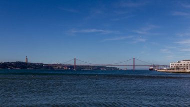 Lizbon, Portekiz - 30 Mart 2015: Lizbon, Portekiz 'deki Ticaret Meydanı