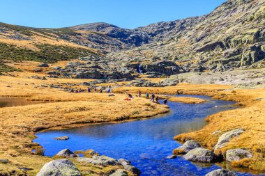 Avila 'daki The Great Lagoon ve The Circus of Gredos. İspanya.