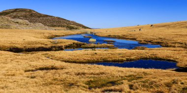 Avila 'daki The Great Lagoon ve The Circus of Gredos. İspanya.