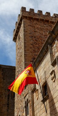 Caceres, İspanya - 01 Mayıs 2014: İspanya 'nın Caceres kentinin tarihi binalarının detayları