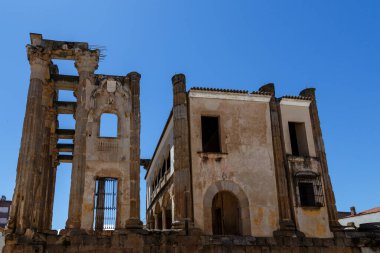 Merida, İspanya - 3 Mayıs 2014: İspanya 'nın Merida kentindeki Diana Tapınağı' nın Roma kalıntıları