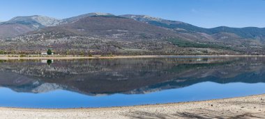 Pinilla rezervuarı, Sierra de Guadarrama Ulusal Parkı, Madrid, İspanya